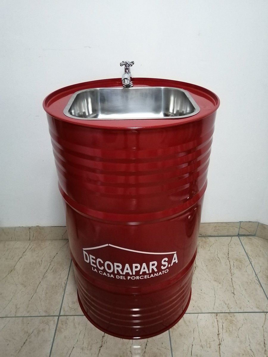IvanObeer's tweet photo. Lavamanos 🛢️ pedidos al 0983 955 203 🙌👌 https://t.co/acDLujg6Ye