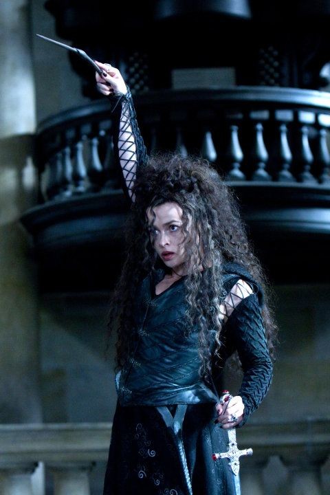 Bellatrix il nome di Bellatrix deriva dalla terza stella più luminosa della costellazione di Orione. il suo nome significa anche “donna guerriera” il che è piuttosto appropriato per il suo personaggio
