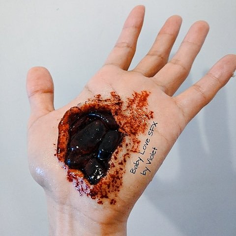 Ladzcool1's tweet photo. #sfx #fx #sfxmakeup #fxmakeup #sfxartist #specialeffectmakeup #halloweenmakeup #fxartist #horrorart #horrorsfx #makeup #nightmare #horrorfx #makeupeffect #horrormakeup #bloodmakeup #horrorart #horrormakeup #horrorhags #sfxmakeupartistinthemaking #sfxmakeupartist #化妝 #香港 https://t.co/beJ0bHyZBV