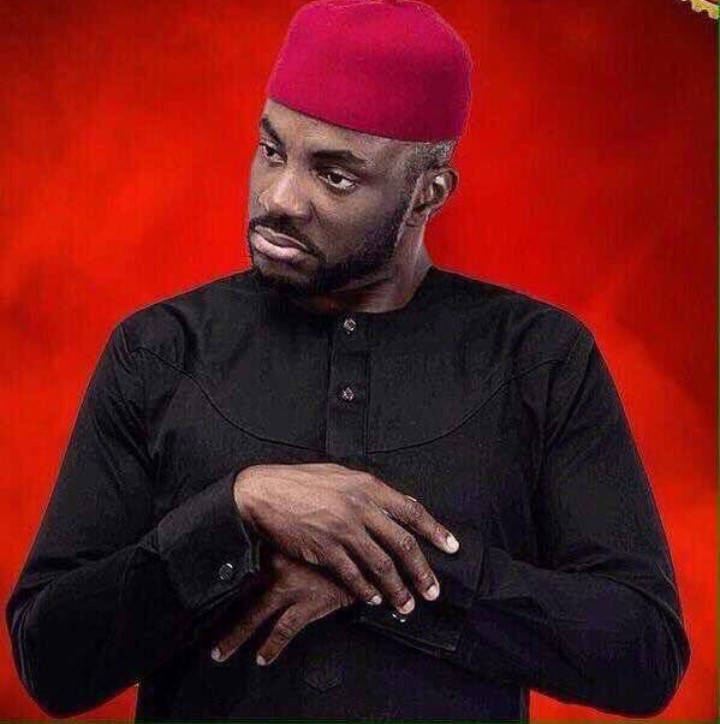 I remember one afternoon back in uni when one of my friend rushed into my room shouting "Ebuka I know say u dey chop anything, Omo I hear say Semo no dey healthy"Apparently his mum sent him a video on WhatsApp about the artificial residue in SemoI replied ehn u donminit?