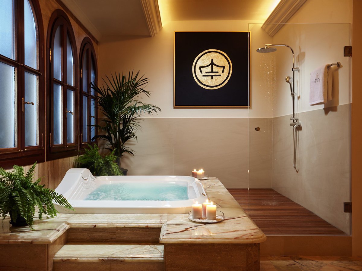 TheTouchPuertoB's tweet photo. The Touch Suite ✨

🌐 https://t.co/XeY6uZlgkN
📧 book@thetouchbanus.com
📞 +34 951 198 418

#hotel #marbella #holidays #puertobanus #marbs #boutiquehotel #thetouchpuertobanus #soon #suite  #spain #travel #monday #costadelsol https://t.co/KaWuQMPv1R