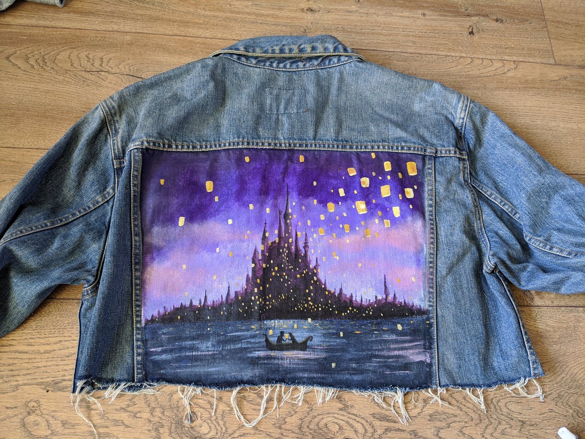 _folklorians's tweet photo. I painted my denim jacket 🎨✨ https://t.co/lCyKILkDfa