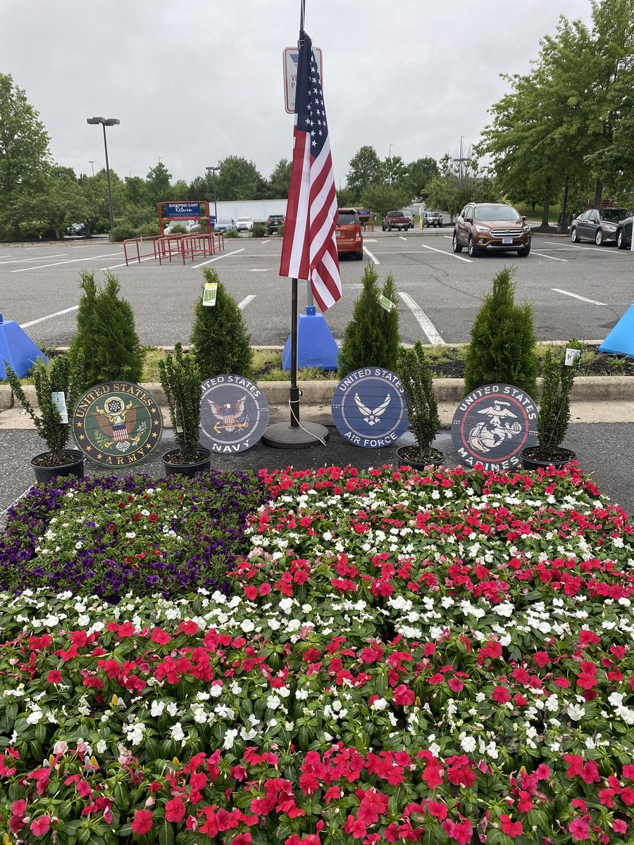 SixString_Mitch's tweet photo. Hard to believe it’s been 10 years. 6/12/2010 we lost a great one. Honoring you today, Bucky! https://t.co/qGXA8zFoEE