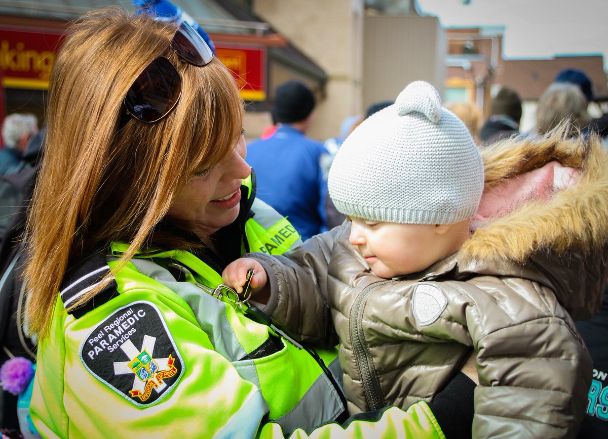 Thank you to our friends at <a href="/Peel_Paramedics/">Peel Regional Paramedic Services</a> for your tireless work. Its great working with such professional and dedicated people. Happy Paramedic Services Week! 🚑🚨 #ParamedicServicesWeek #paramedicscanada #CaledonOPP ^im