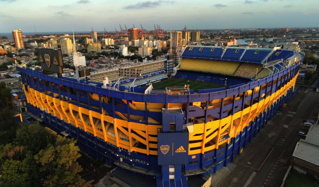 cauciello's tweet photo. Buen día para vos que hoy festejás por tu casa, la mas linda de todas.
A lo Boca se vive mejor!!! https://t.co/WJ4Vley1sd
