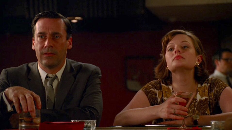 MadMenQts's tweet photo. Happy May 25th to all “The Suitcase” fans: The date of Peggy’s birthday / Anna’s last day / Clay vs Liston and the #phantompunch... https://t.co/aOFK5Llv4A
