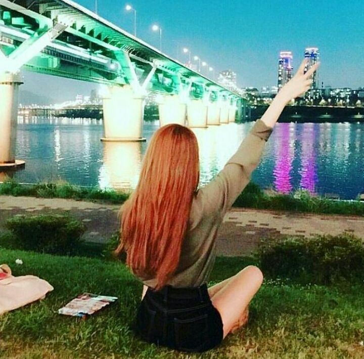 what your camera roll looks like when lisa is your girlfriend | a thread