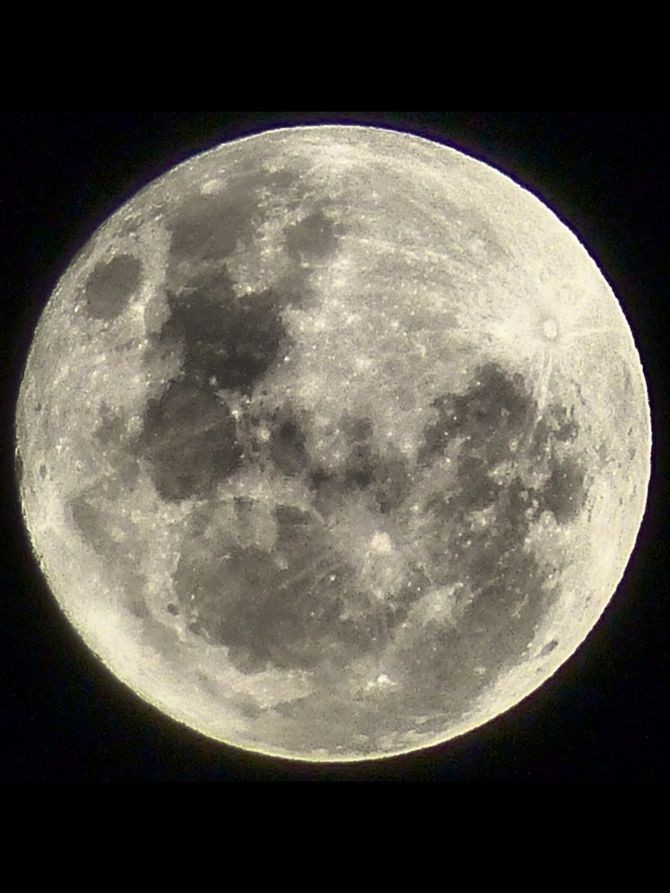 bonus 4: Lunasembra scontato, ma ce la metto lo stesso. il nome di Luna Lovegood deriva ovviamente dal nostro meraviglioso Satellite.