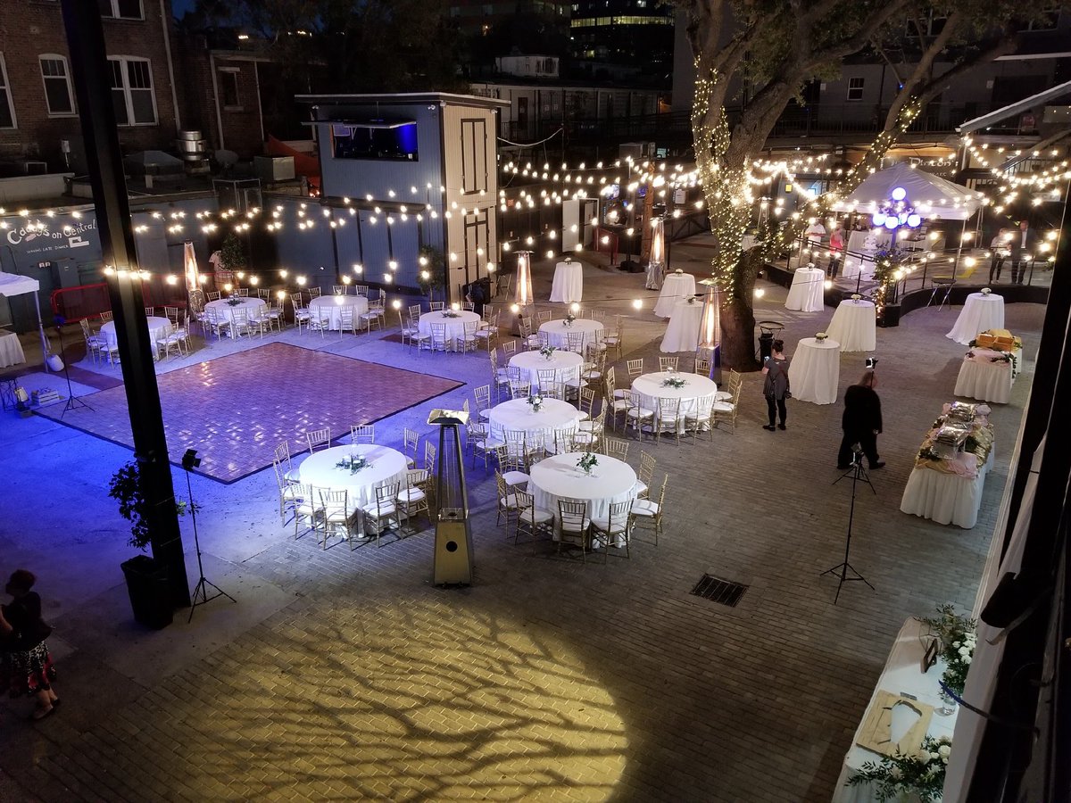 GabroEvents's tweet image. Thinking about a unique venue for your special day? Check out this setup at #jannuslive in st pete. Includes draping, dance floor, uplights, market lights. Special thanks to #blueskiesplanning #marrymetampabay