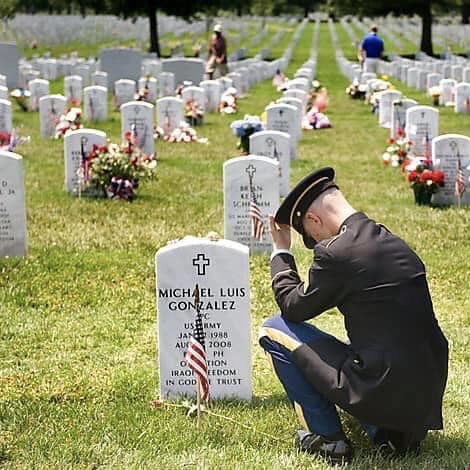 ion_itc's tweet photo. Thank you to all of our fallen heroes who have made the ultimate sacrifice, you will never be forgotten!
#ionitc #MemorialDay #Veterans #ThankYou https://t.co/V8cMd54CDf