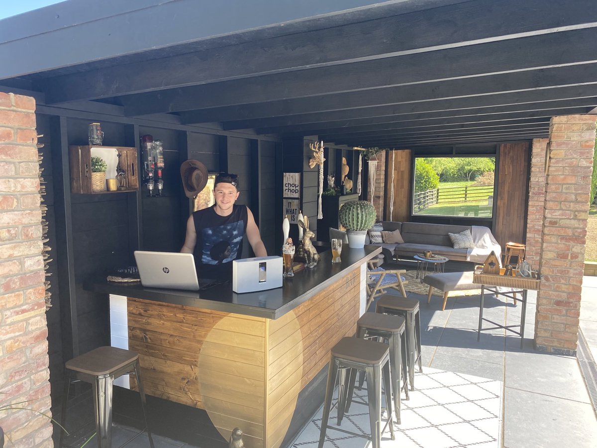 Bank Holiday isolation....not so bad #DJ Cocko