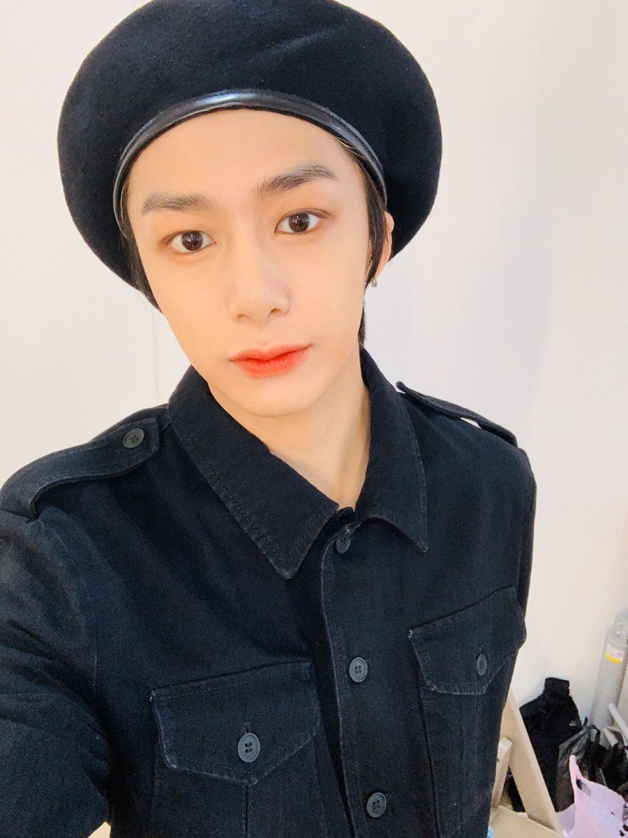 OfficialMONSTAX's tweet photo. [#형원] 몬베베 내일 만나요!!!! https://t.co/gengf40o3C