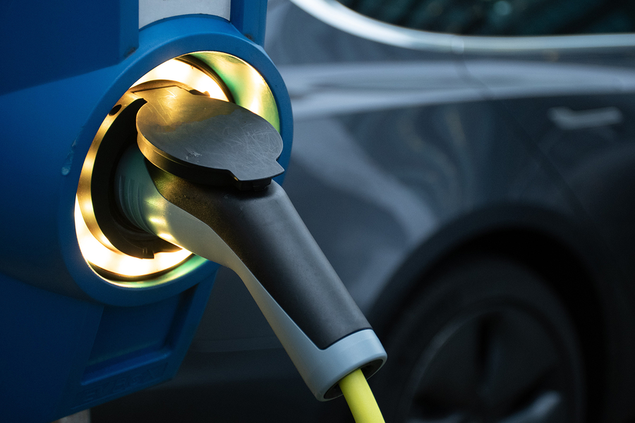 setsquared's tweet photo. Is the UK ready for electric cars? Read what ex-racing car driver & current sustainable transport editor for @centricaplc @JaguarRacing @amanda_stretton has to say on the matter: https://t.co/2yINlkbHt2 #NextGenerationTransport https://t.co/wppMku9VT4