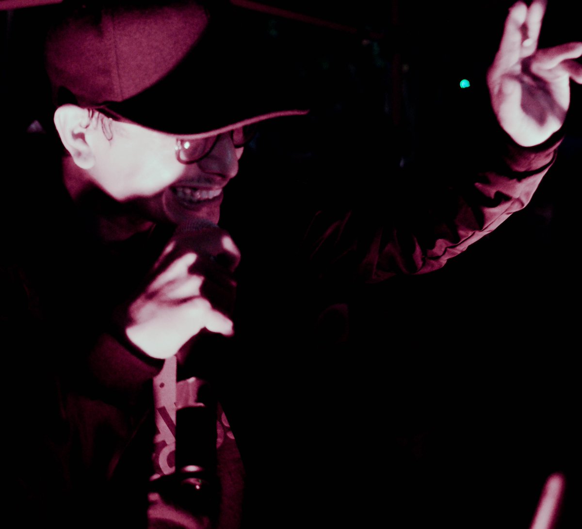 BISING-BISING TELINGA 
Present : SPILIST (Spesial Playlist)

Dystopsia Pop 
From Operation Ivy to OPSG
Playlist of Punk Root and such 
Crafted by <a href="/famiredwan/">Fami Redwan</a>   

Stream here: monotonstream.com