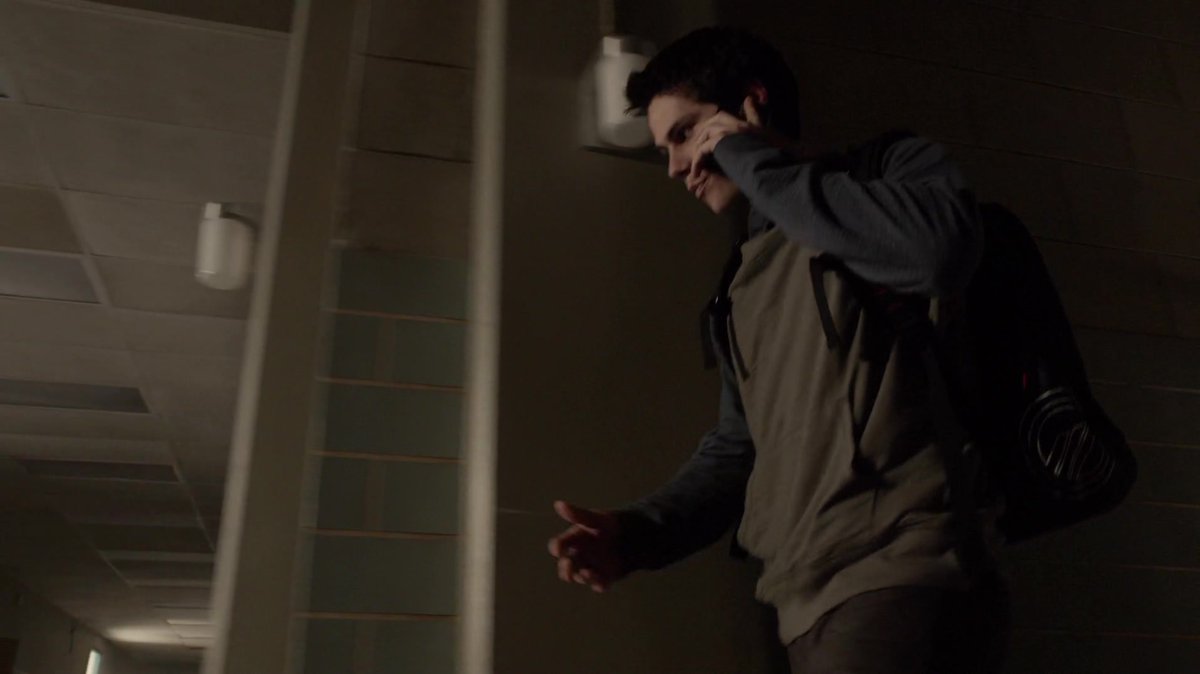         5×09  "Lydia, for the love of God,     answer your phone."  