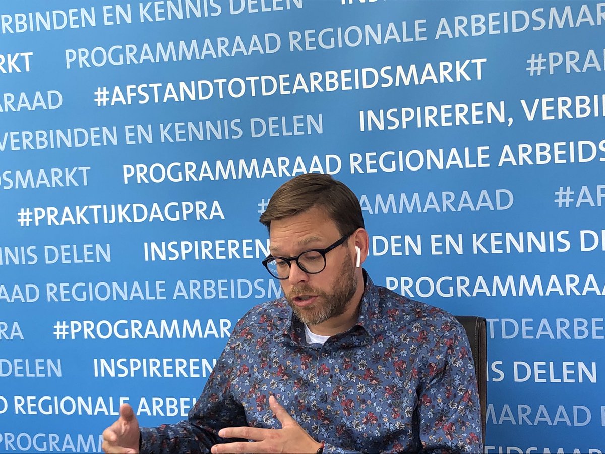 AlexHallema's tweet photo. Ivm #corona geen fysieke #PraktijkdagPRA maar online sessies. Vandaag 1 vd 4 sessies v #Programmaraad @SamenvdKlant verzorgd; “Gezamenlijke dienstverl @UWVnl /gemeenten aan werkzoekenden die dreigen door te stromen v WW naar bijstand”. Boodschap: Blijf vooral samenwerken! #LTSG https://t.co/WzMBPRjat5