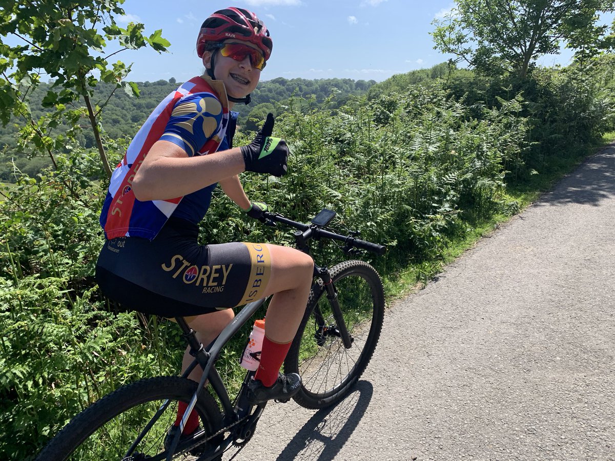 Backstedt_Zoe's tweet photo. New bike days are the best 😍... only when your sister doesn’t crash and break her leg 🤕🥺 get well soon sis @EBackstedt6 ❤️•
•
•
• lets just hope we get some races so I can try out this beauty for real 🥰😩 https://t.co/3QH6XdvNfg