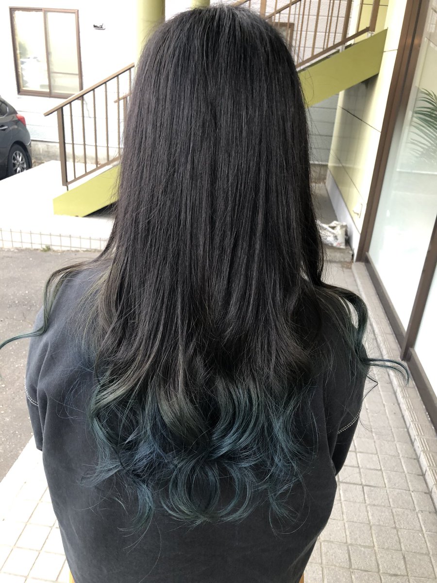 マスジュン アッシュグレーとブルーのグラデーションカラーです ヘアカラー ブリーチ グラデーションカラー 外国人風 カラー 釧路美容室 釧路 Soen Soen釧路店