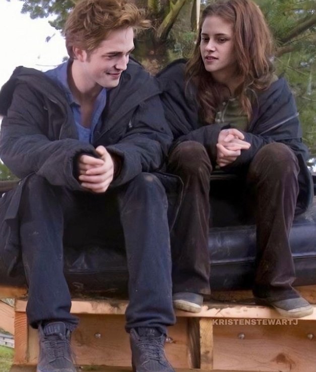  #Robsten  #PahiraLove bubbles  #ParasChabbra