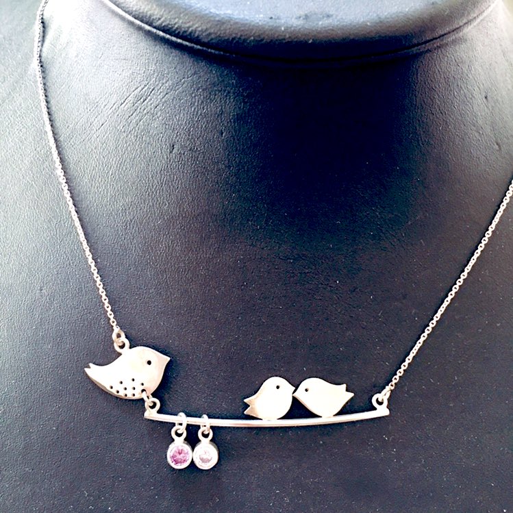 #handmadejewelry #silver #designjewelry #nacklacase #birds #jewelrydesigner #lovejewelry 🐥❤️