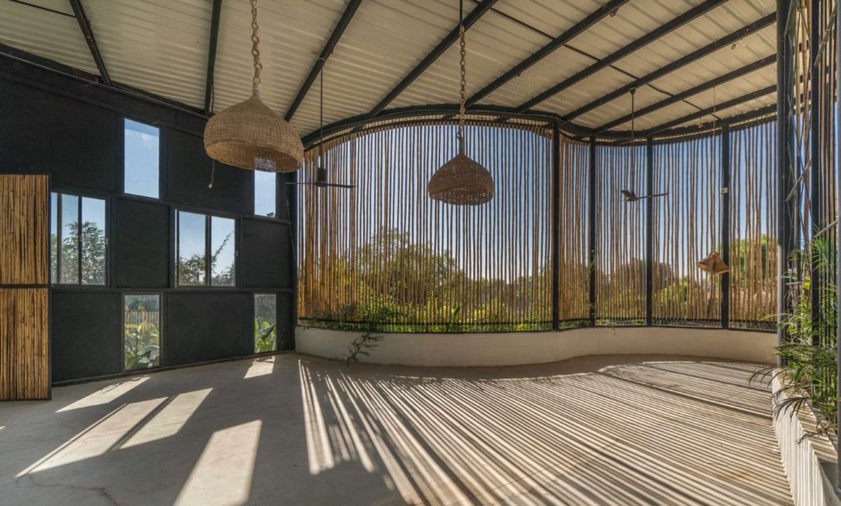 TRENDSMagIndia's tweet photo. #JourneyThroughDcode2020
The play of sun and shadows lends an elevated experience to a sustainable Bengaluru pet resort. 
Design: @fpluss.in
Click the link in our bio to download a FREE copy of our special D/code issue.

#downloadnow #mayissue #dcodeissue https://t.co/aFuOQyQCgI