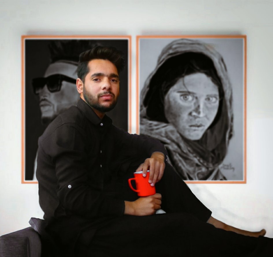 basitmushtaqart's tweet photo. 🌜Eid🌛
We Three!🙉
#Basitmushtaq #art #eidipaisa #artist #sketching https://t.co/o4pnvhUenb