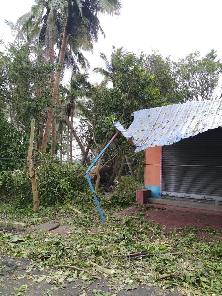 Sayaneedas2's tweet photo. #prayforwestbengal 🙏 https://t.co/wxahqxqKVz