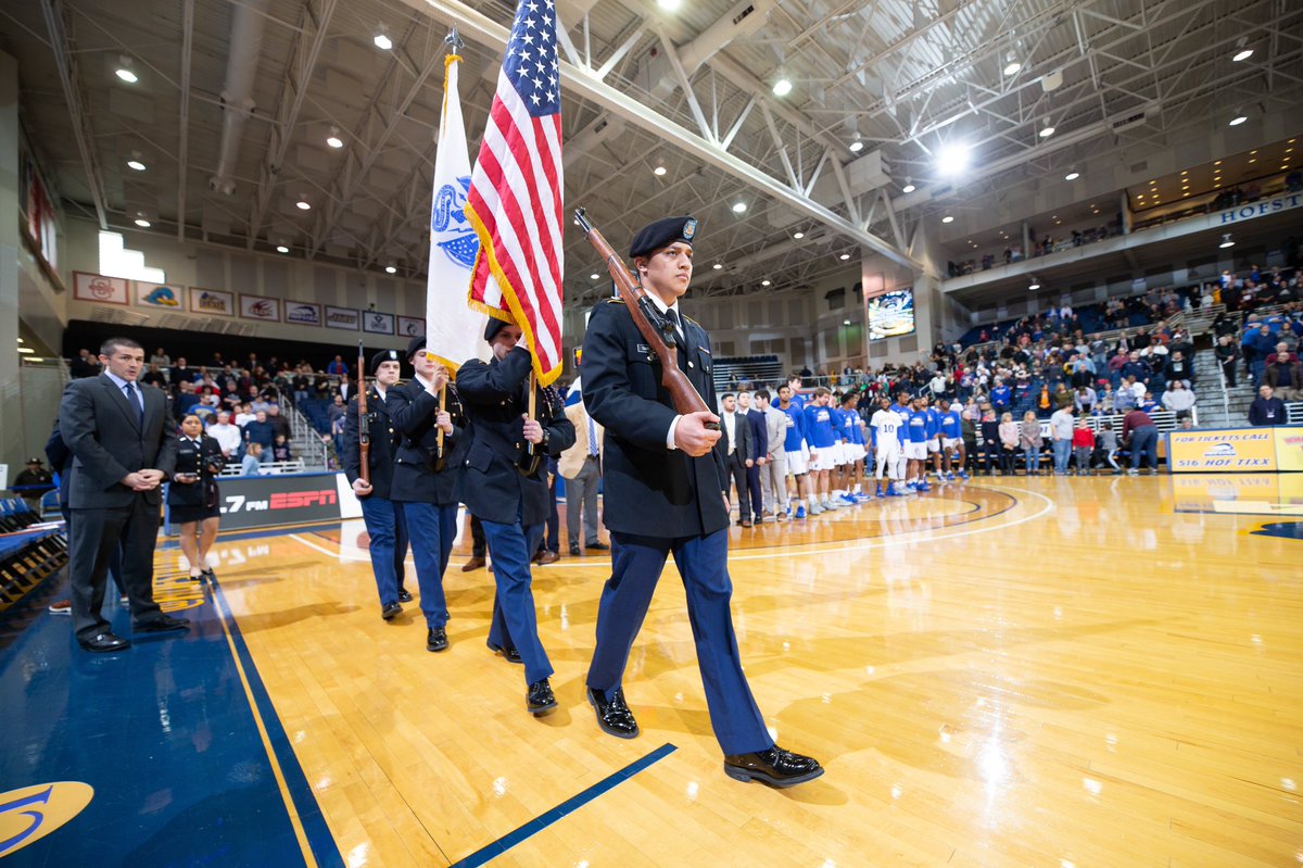 HofstraPride's tweet photo. Thank you to the men and women who made the ultimate sacrifice for our country. https://t.co/V0DOOjcX7M