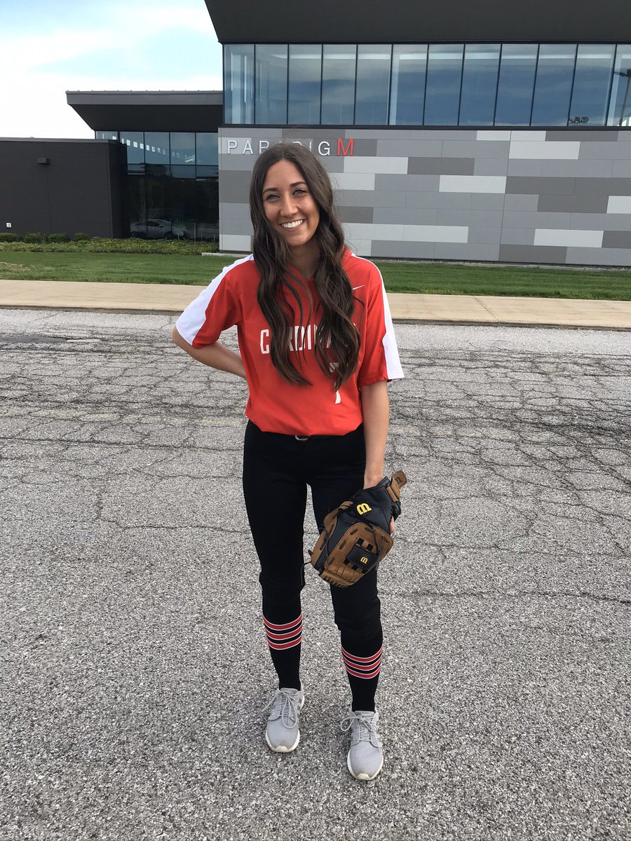 CardsFastpitch's tweet photo. Congratulations to our seniors, Caitlin Dems, Casey McHugh, Holly Latkovic and Peyton Dolejs on their graduation from Mentor High. Good luck with all your future plans and dreams. We will miss you!! https://t.co/R0AphJEXOn