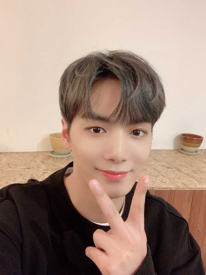 NU'EST HOUSE tweet media