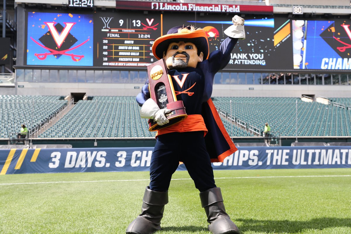 Today is #ChampionshipMonday 🏆 Relive the 2⃣0⃣1⃣9⃣ Championship TWICE TODAY!!! @ACCNetwork - 6 PM @ESPNU - 10 PM #GoHoos