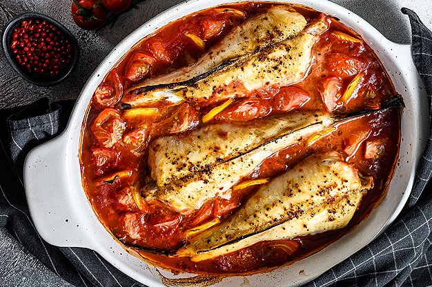 GoodFishCo1's tweet photo. Hope everyone is having a great Monday!😁
We're starting this week off with another amazing SAVE €5 offers! 
Cod Fillet 9.95/kg SAVE €5
Irish Monk Tail 12.95/kg SAVE €5
Irish John Dory 7.95/kg SAVE €5
With prices like these how could you resist..!!😋
#goodfishshops #freshfish https://t.co/7om8IIPRcD