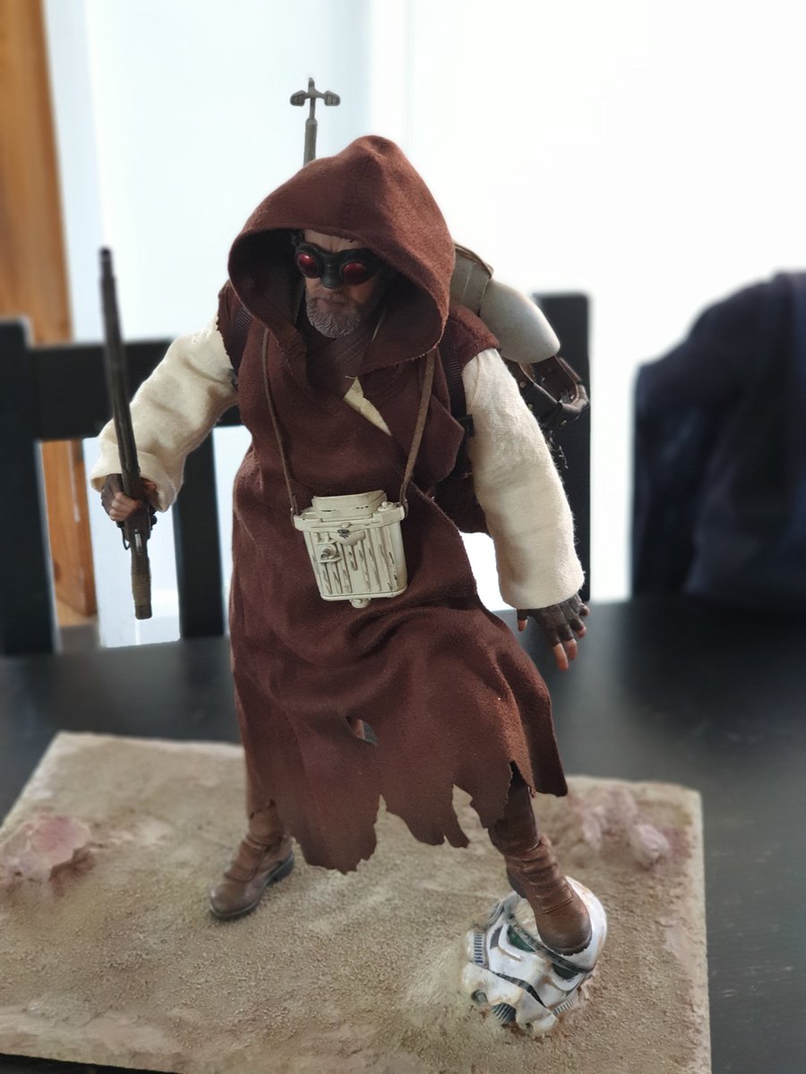 SmMarwood's tweet photo. Hello there...
Obi-wan kenobi Mythos with custom stand. 😍
#StarWars #sideshowstarwars #sideshowcollection #Obiwan #Kenobi #Mythos #collection #starwarsfans https://t.co/csvNDlS8ed