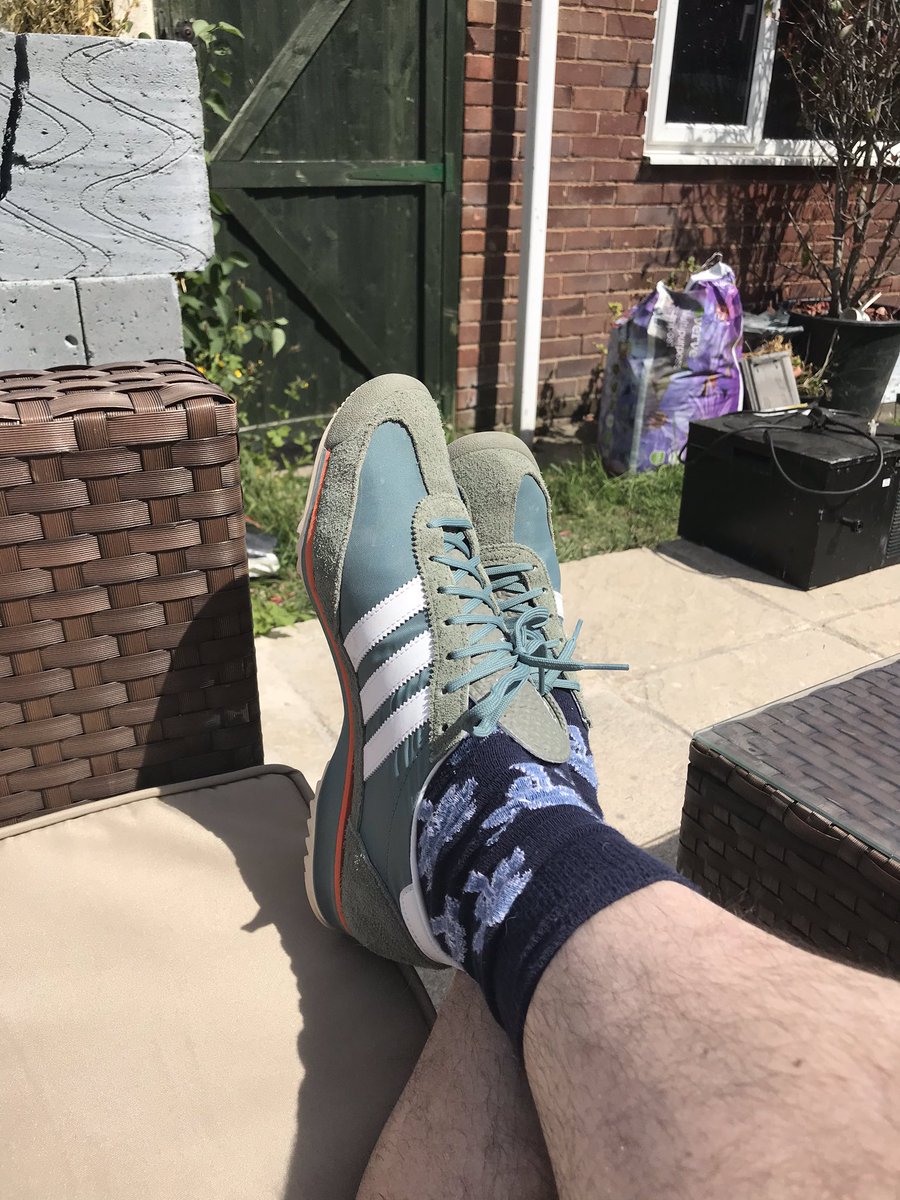 bootlegger1974's tweet photo. Well  today we I’m a man of leisure slouched in the back garden baby eating beef baps and drinking Bootlegger1974 pilsner got the olde Adidas on On too lads https://t.co/jzX1uLm8Nu