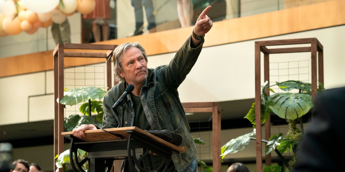 ScoopEday's tweet photo. Here's our interview with Chris Cooper and Hong Chau about Homecoming season 2!    https://t.co/8ianDhWRGL https://t.co/Kbmyg65FV2 https://t.co/noDfjLjJFh