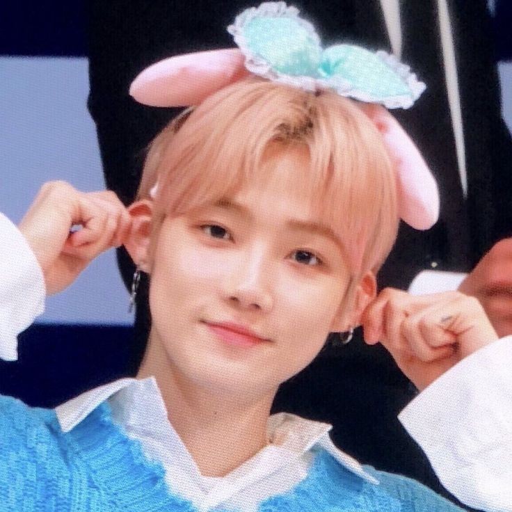 Because kevin and jacob said chanhee is the babiest in the group, here's a thread of chanhee being a baby