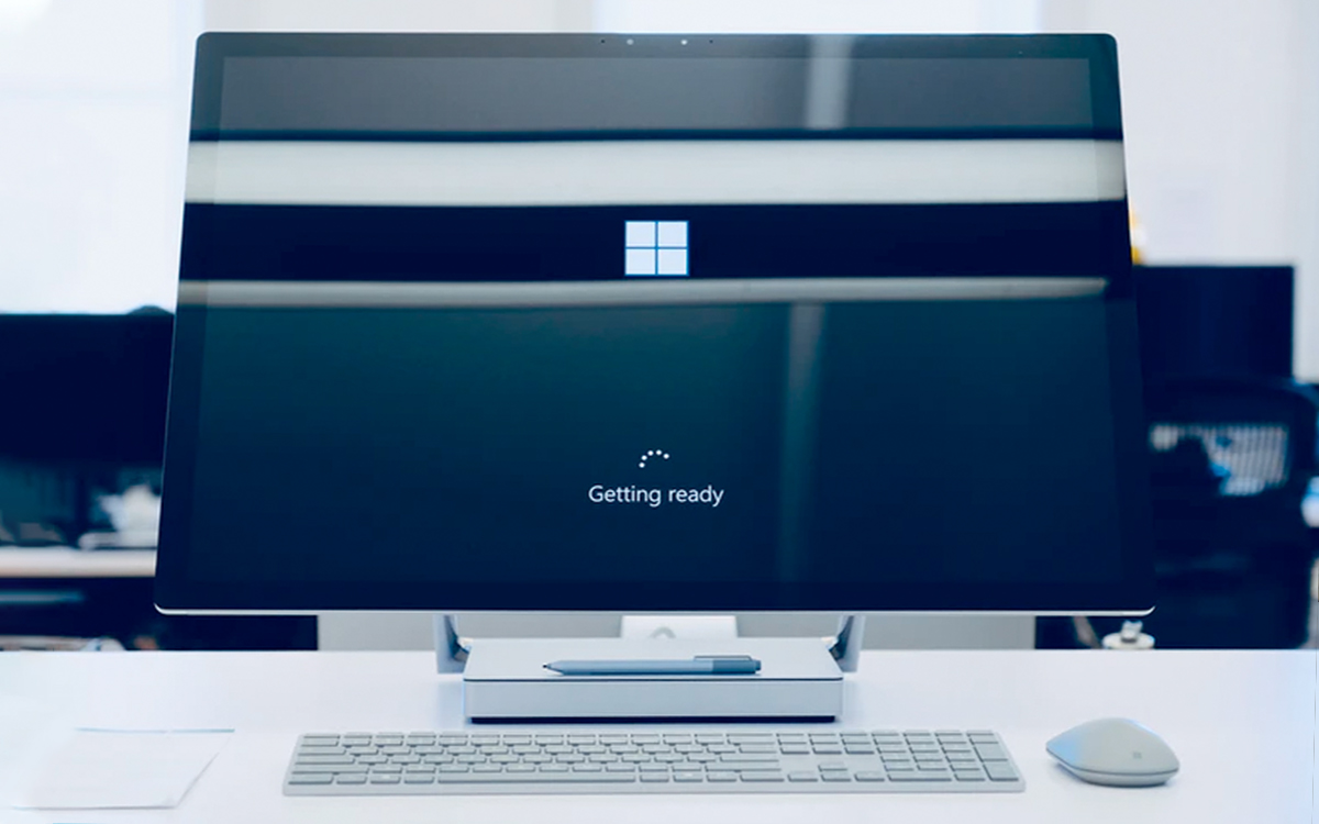 phonandroid's tweet photo. Windows 10 May 2020 Update ne s’installera pas automatiquement pour éviter la catastrophe >
https://t.co/O6qeQUR7dn #Windows10 #May2020 #Update #UpdatedMay2020 https://t.co/oLxfMq3Elr