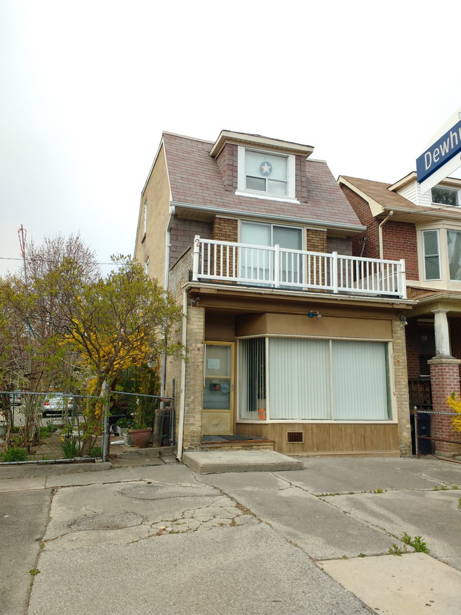 Some of the clues to a former corner shop:- angled corner door, or recessed door- boxy build (flat roof, no porch, door flush to ground)- paved over front yard- full-width front windowMore here:  http://spacing.ca/toronto/2020/05/25/reid-spotting-and-reviving-the-neighbourhood-corner-commercial-building/