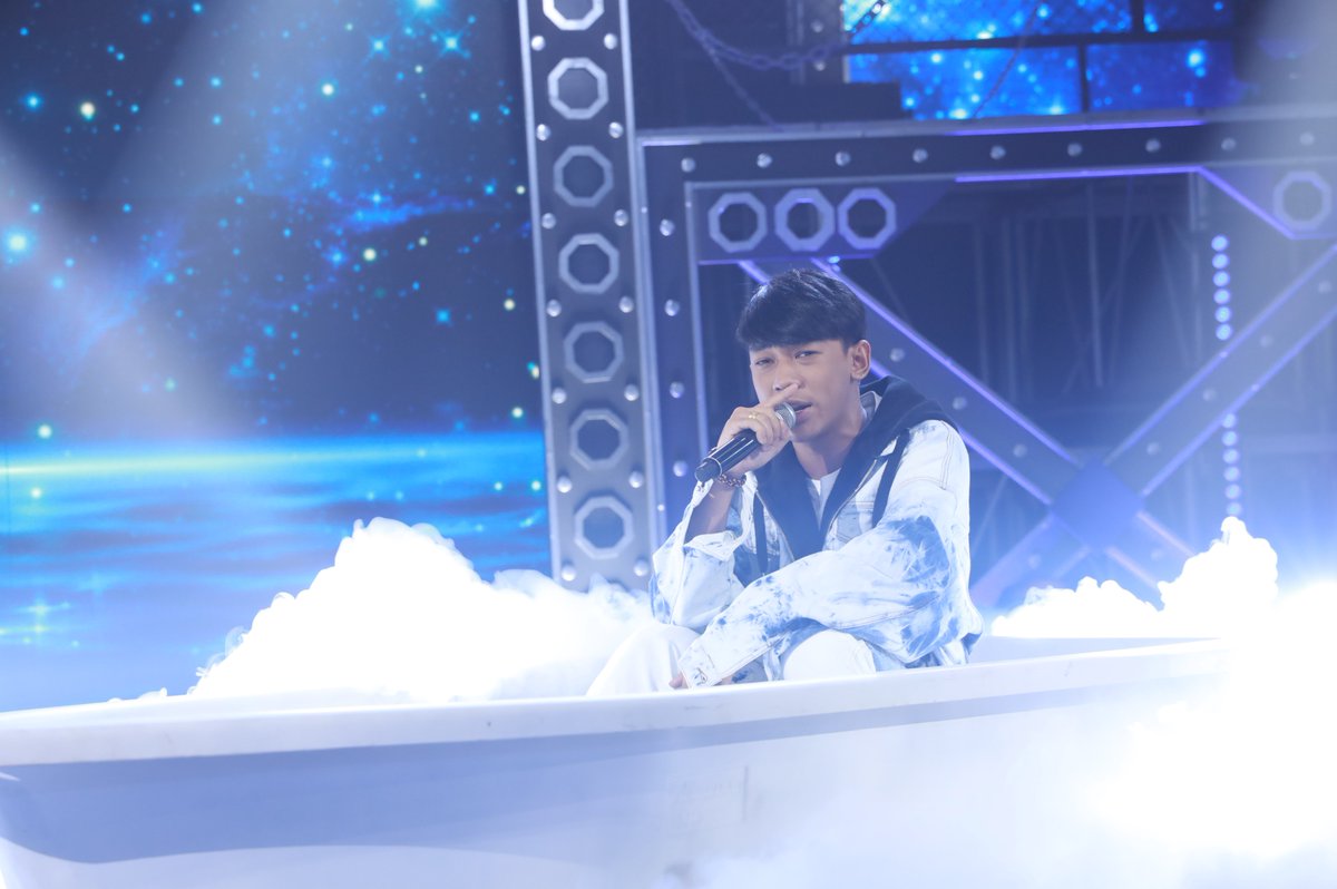 therapperth's tweet image. "SARAN" พลังบวกที่อัดแน่นมาเต็มกาย ไรม์อย่างคม อารมณ์ใส่สุด พลังไม่มีตกเลยจริงๆ ทำเอาน้ำตาซึ้มแบบไม่รู้ตัว

เชียร์ SARAN  เป็นแชมป์ 
พิมพ์ TR02 📌ส่ง sms มา ที่เบอร์ 4838355 
(ค่าบริการ ครั้งละ 3 บาท) 1 เบอร์ 1 โหวต

🔥 #TheRapper2020 #Civilwar #FINALRHYME