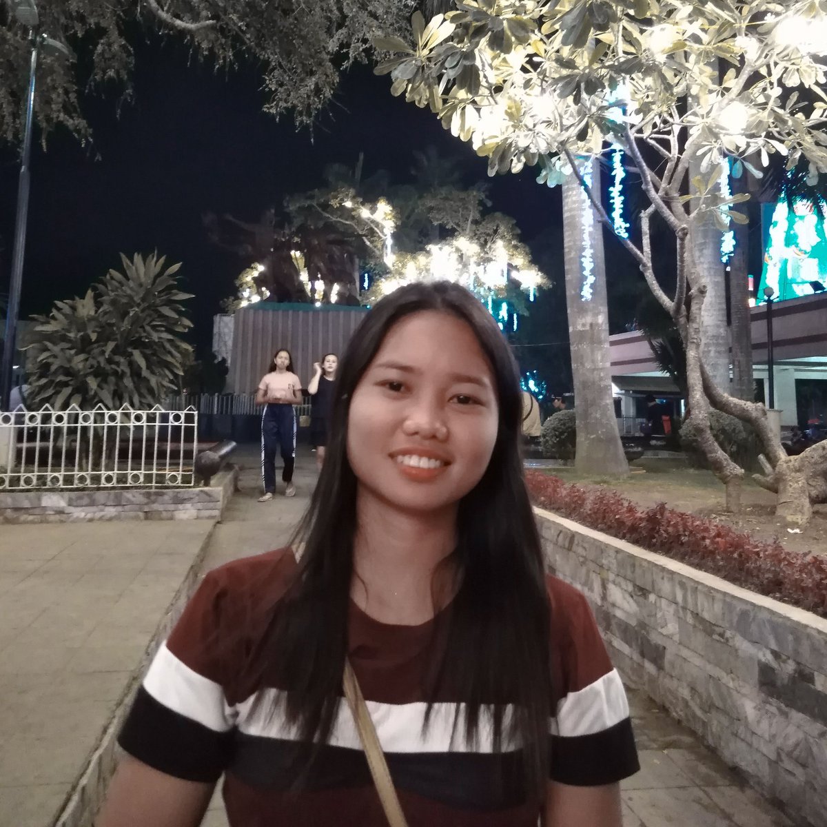 Nanah VLOG tweet media