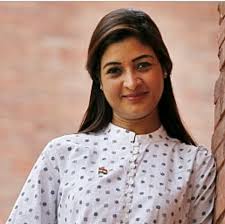 MohdIrf48383811's tweet photo. #Mahilaon ke sath kab tak zulm hota rhega Is per Kanun banna chahiye 
#IndiaWithAlkaLamba https://t.co/C2o6mp1xDs
