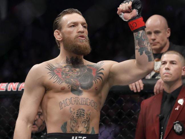 وَ كُـــل النّــسآء قَــد يــلـدن ذكُـــوراً

وَ الـمـواقـف وحــدهــا تـلــد الــرجـّال ~//