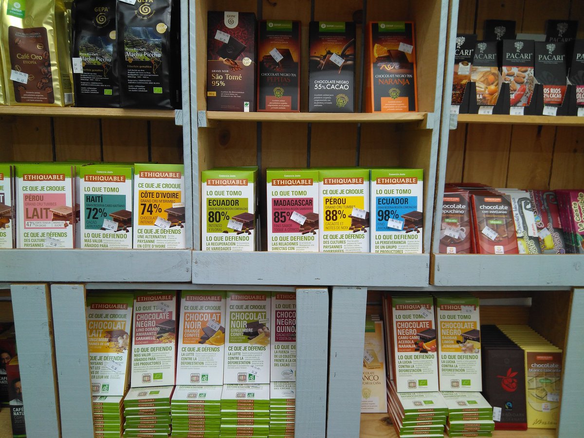 Hoxe celébrase o #DiaDeAfrica un continente que está moi preto de nos. Alí cultivan o cacao e algúns dos cafés de #ComercioXusto que vos ofrecemos en #Panxea