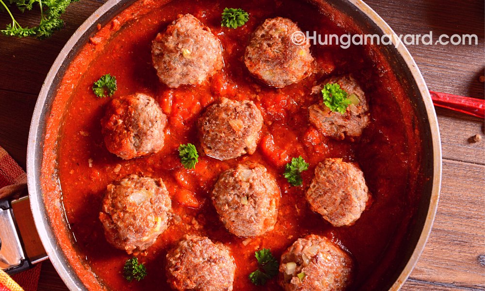 HungamaY's tweet photo. Meat Ball With Tomato Sauce Recipes Homemade

The Homemade Meatball is Cooked the tomato sauce With all Other Spices and Seasoning.
Full Recipe Is in the Post 👇👇
Please Visit For The Full  Recipe
https://t.co/nUcVZwxazy

#recipe #MeatBall #easyrecipes #healthy #homemadefood https://t.co/a9rizcP1mu