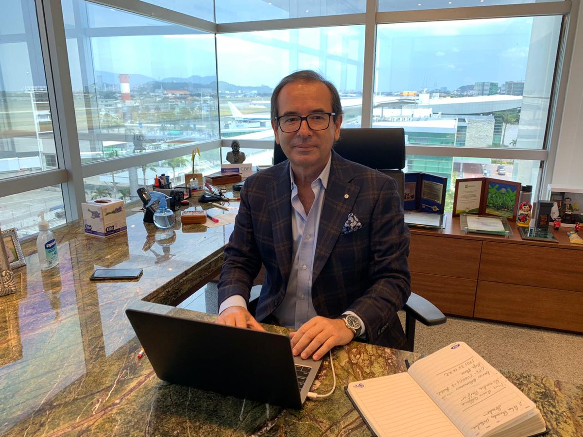 JCCassinelli's tweet photo. Nuestro grupo @CassinelliAbg @TradeEcuador @Ambielegsa y @Globalminoil trabajando al 100 % entre presencial y #teletrabajo . Siguiendo todos los #protocolos  #trabajopazyvida #25Mayo #RedoblemosEsfuerzoYPrevencion #trabajosíhay https://t.co/OjGPDXZhuk