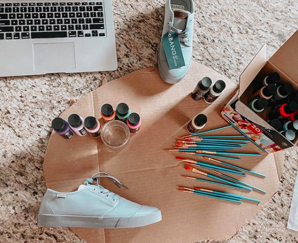 BangsShoes's tweet photo. Creativity involves breaking out of expected patterns in order to look at things in a different way.-- Edward de Bono ๐ฆ๐ท|| #BANGSart๐๐บ๐ <<< check out this hashtag to see how our fam is staying creative during this time! ๐ธ๐ป#liveBANGS https://t.co/tONFg6cd1x