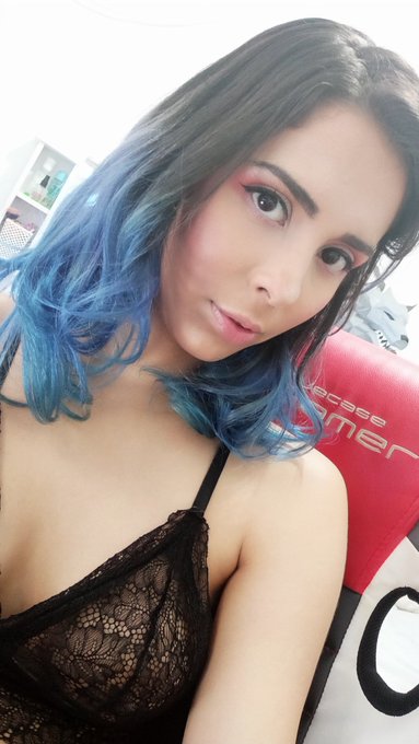 I'm online now in @SkyPrivate https://t.co/iPkREXSSye<a class="tags" href="/tag/skyprivate">@skyprivate</a><a href="/tag/halloween"class="tags"><span>#halloween</span></a><a href="/tag/skyprivateteaseandtreat"class="tags"><span>#skyprivateteaseandtreat</span></a>