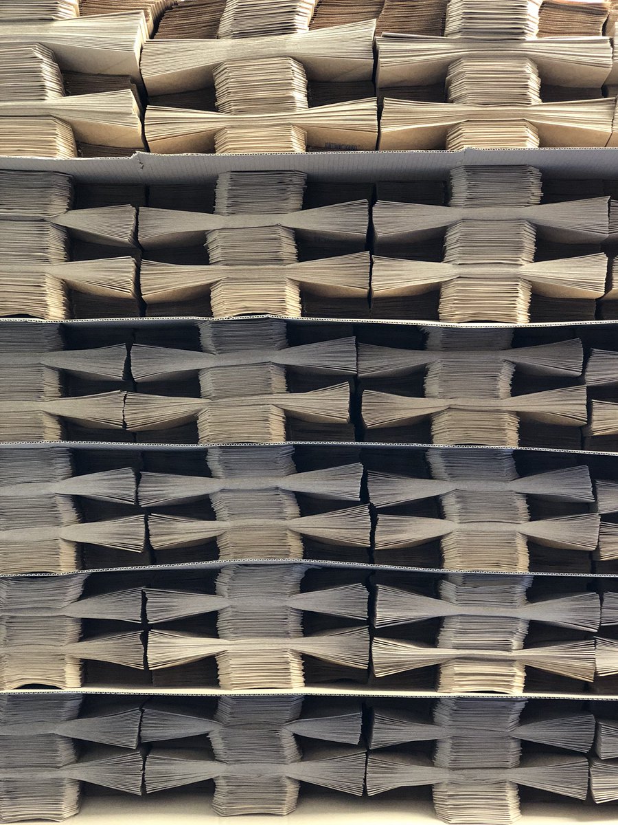 Internal Flat Handle bags are our speciality, with state of the art printing technology any logo or image can be printed with exceptional precision. Why not request a sample ?