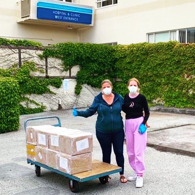 prepmekits's tweet photo. We want to give a heartfelt thank you to everyone who donated to our #PPE initiative. Our caring communities raised $14,851 for #BayArea &amp; NYC hospitals, providing 5,000 face shields &amp; 1,200 masks to #frontlineworkers workers in need. And it couldn't have happened without you! https://t.co/ZUY8tAiVRD