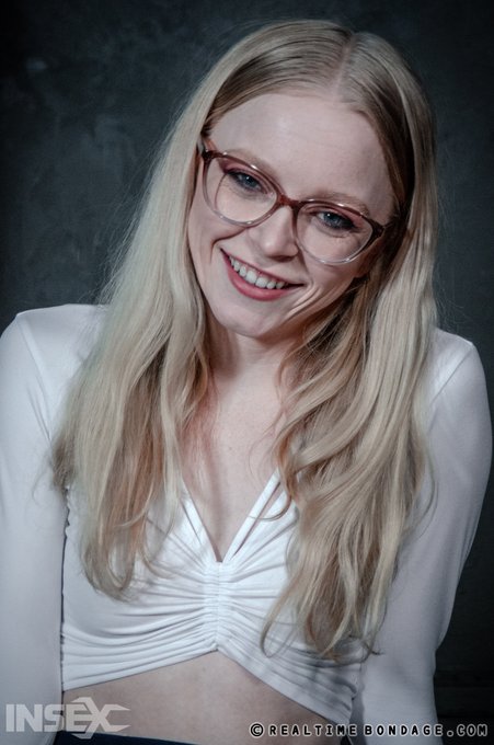 RT if you wanna see me squirt https://t.co/hEFIrWVKz9